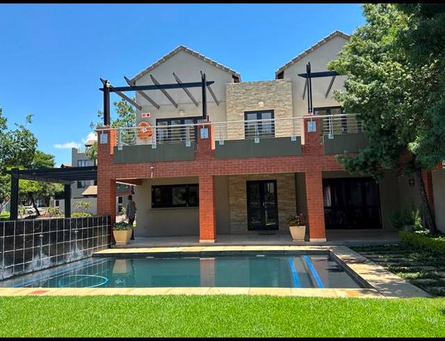 1 BEDROOM APARTMENT FOR SALE IN PAULSHOF